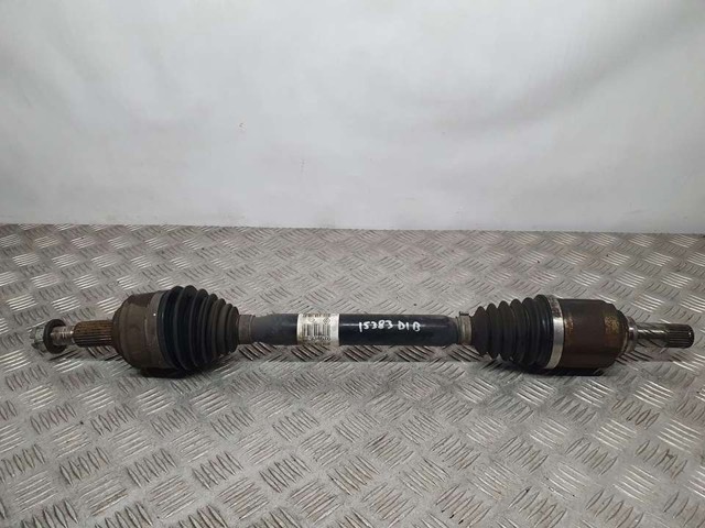 Półoś napędowa przednia lewa 8200934676 RENAULT