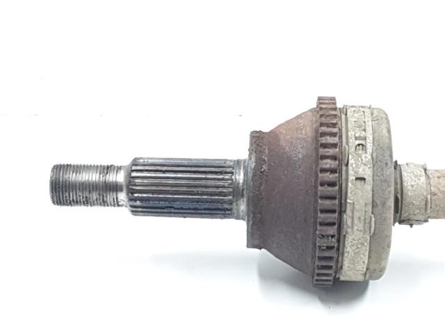 Półoś tylna 8200939996 RENAULT