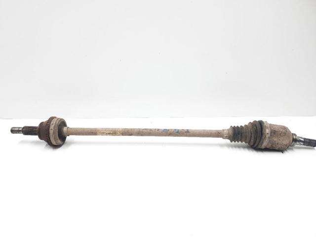 Półoś tylna 8200939996 RENAULT