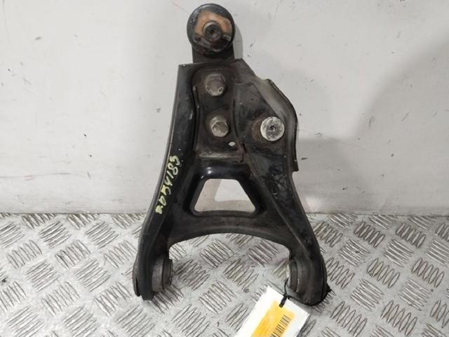 Wahacz zawieszenia przedniego dolny prawy 8200942408 RENAULT