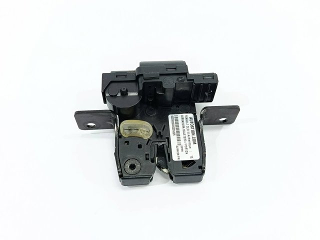 Zamek klapy bagażnika (3/5 drzwi tylnych) 8200947699 RENAULT