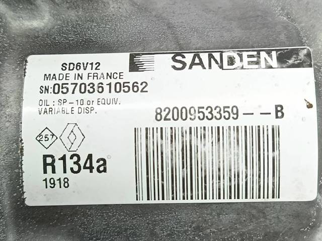 Sprężarka klimatyzacji 8200953359 MERCEDES