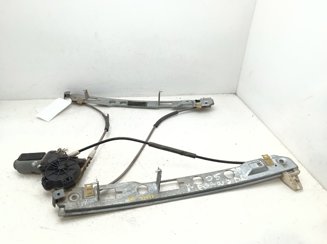 Mechanizm podnoszenia szyby drzwi przednich prawych 8201010925 RENAULT