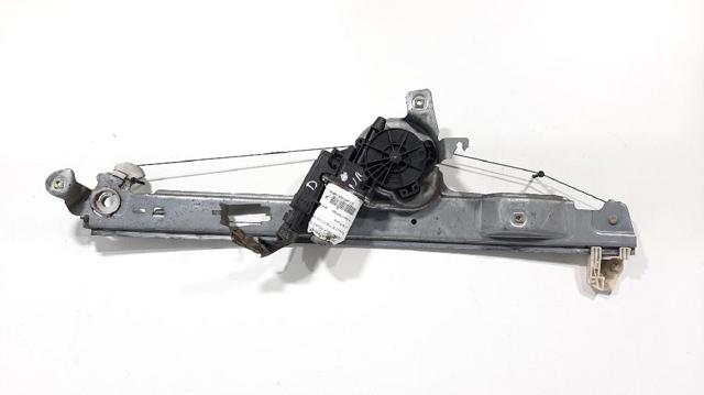 Mechanizm podnoszenia szyby drzwi przednich prawych 8201010925 RENAULT