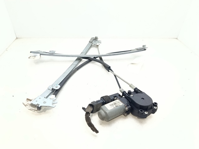 Mechanizm podnoszenia szyby drzwi przednich lewych 8201010926 RENAULT