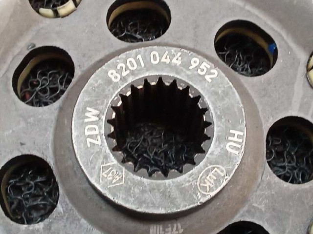 Zestaw sprzęgła (3 części) 8201044952 RENAULT