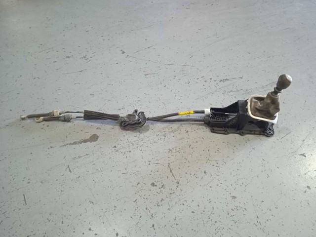 Mechanizm zmiany biegów (cięgno) 8201062921 RENAULT