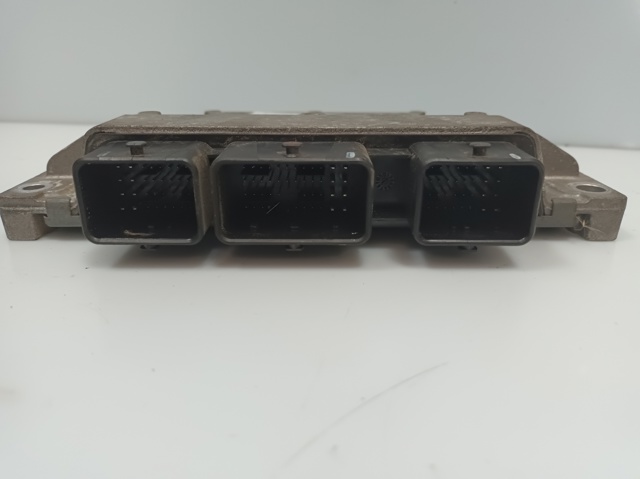 Sterownik silnika 8201117953 RENAULT