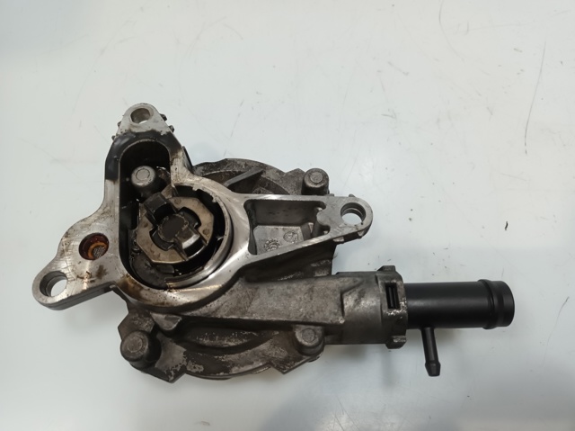 Pompa podciśnienia Renault Master 3 FV, JV