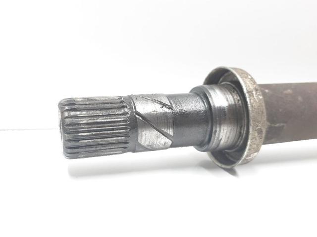 Półoś napędowa przednia prawa 8201235167 RENAULT