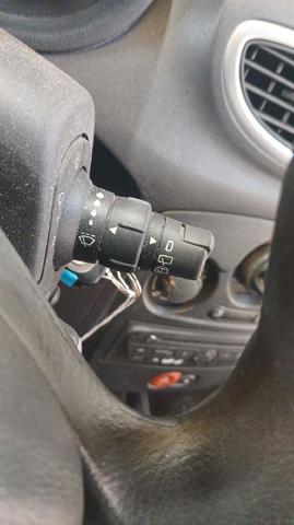 8201590631 Renault (RVI)