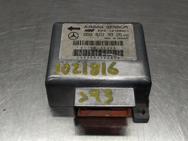 8208026 Mercedes