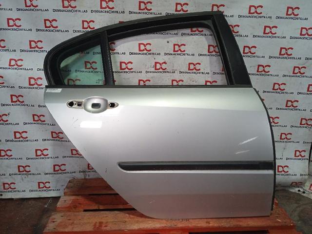 Drzwi tylne prawe 821000022R RENAULT