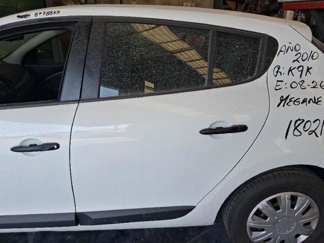 Drzwi tylne lewe 821003885R RENAULT