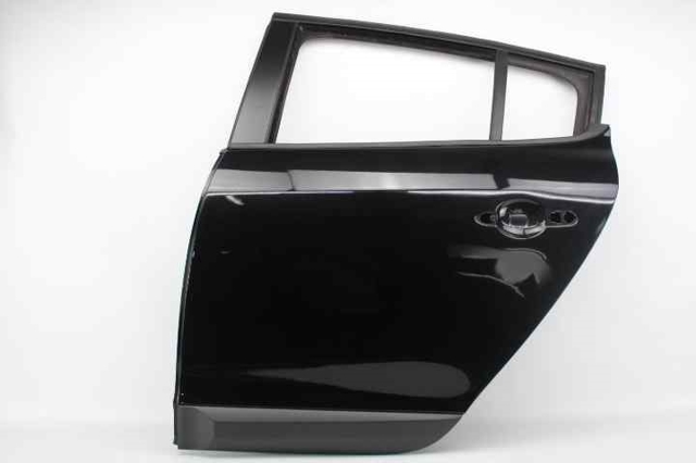 Drzwi tylne lewe 821003885R RENAULT