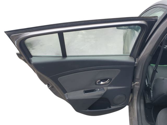 Drzwi tylne lewe 821003885R RENAULT