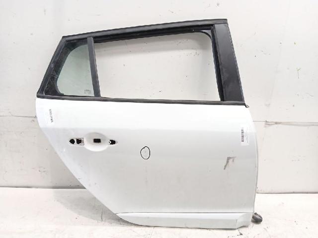 Drzwi tylne prawe 821004555R RENAULT