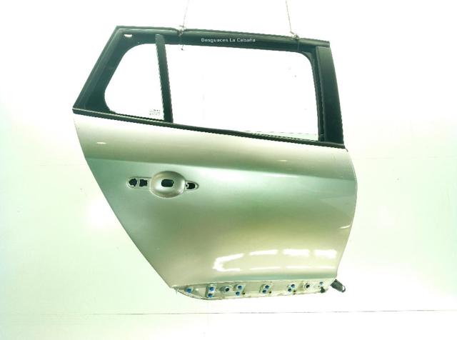 Drzwi tylne prawe 821004555R RENAULT