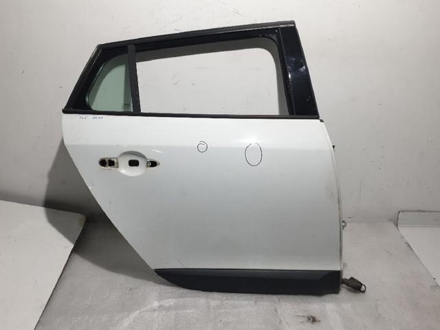 Drzwi tylne prawe 821004555R RENAULT