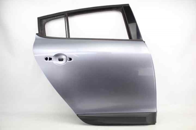 Drzwi tylne prawe 821006014R RENAULT