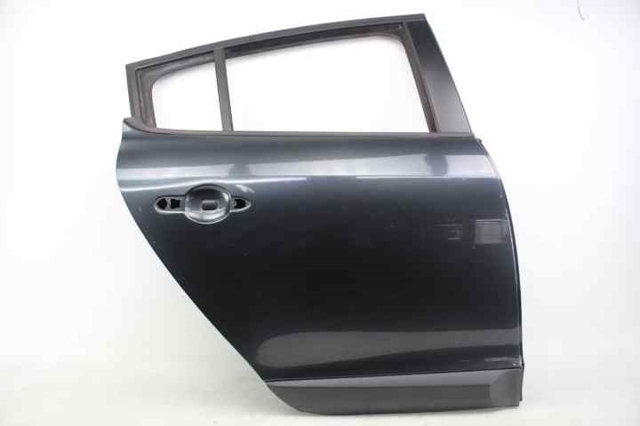 Drzwi tylne prawe 821006014R RENAULT