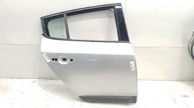 Drzwi tylne prawe 821006014R RENAULT