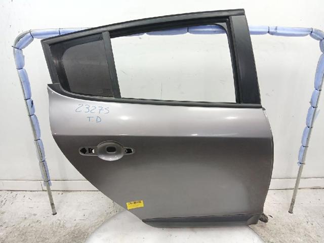 Drzwi tylne prawe 821006386R RENAULT