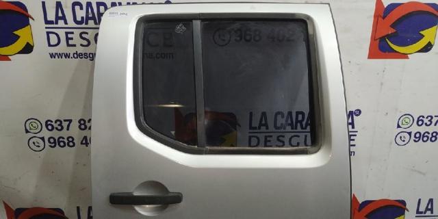 Drzwi tylne prawe 82100EB30J NISSAN