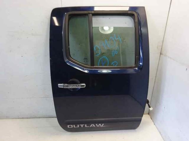 Drzwi tylne prawe 82100EB330 NISSAN