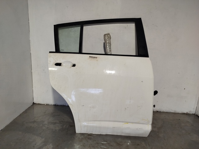  Nissan Tiida  (C11X)
