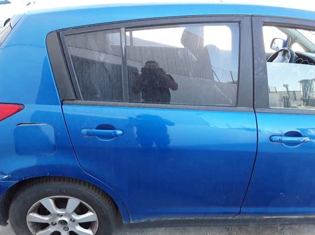 Cena części  Tiida  hatchback