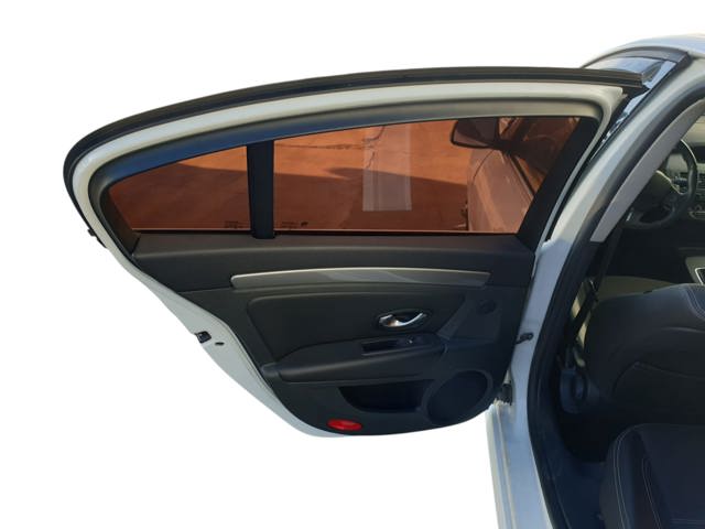 Drzwi tylne lewe 821010023R RENAULT