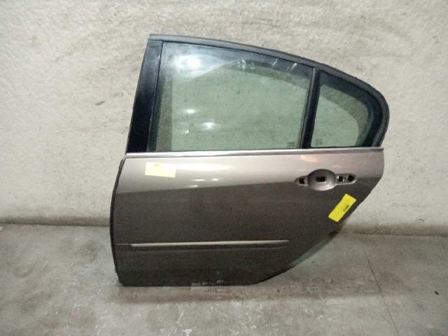 Drzwi tylne lewe 821010023R RENAULT