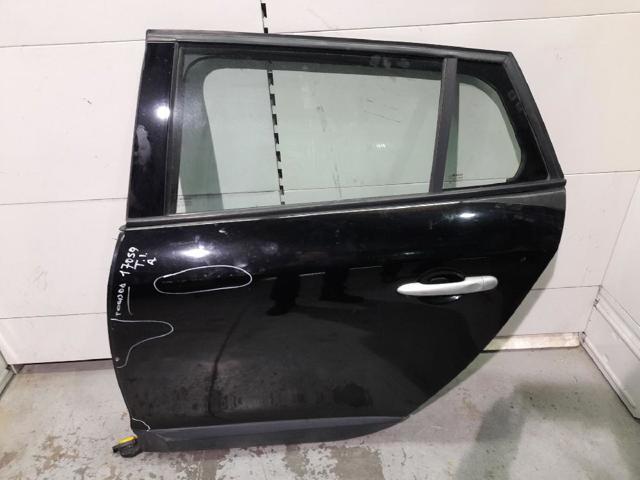 Drzwi tylne lewe 821012909R RENAULT