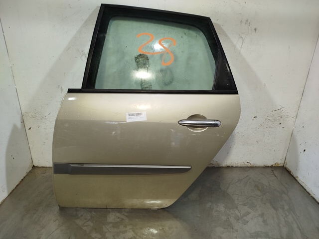 Drzwi tylne lewe 821014922R RENAULT