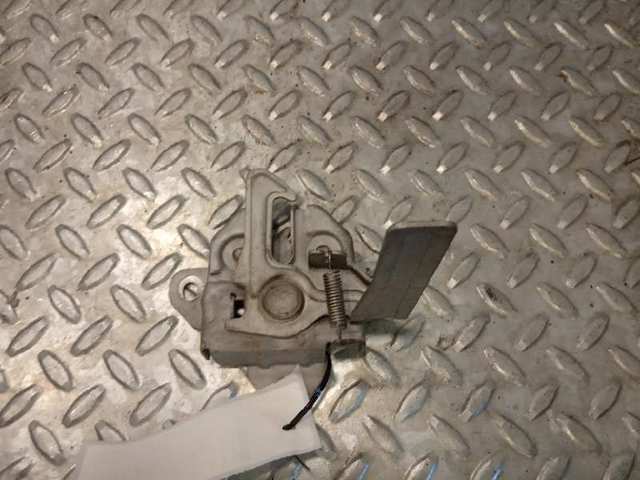 Zamek maski Suzuki Swift 3 RS