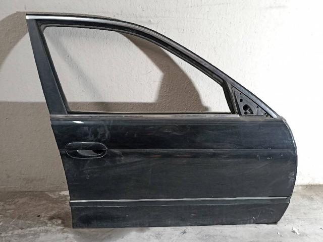 Drzwi przednie prawe 8216818 BMW