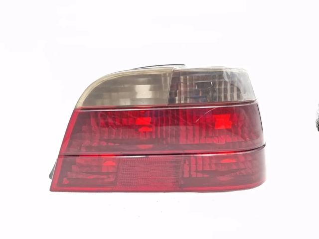 Kupić Lampa zespolona tylna prawa BMW 7  E38 w dobrej cenie