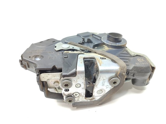 Zamek drzwi przednich prawych 8221065J51 SUZUKI