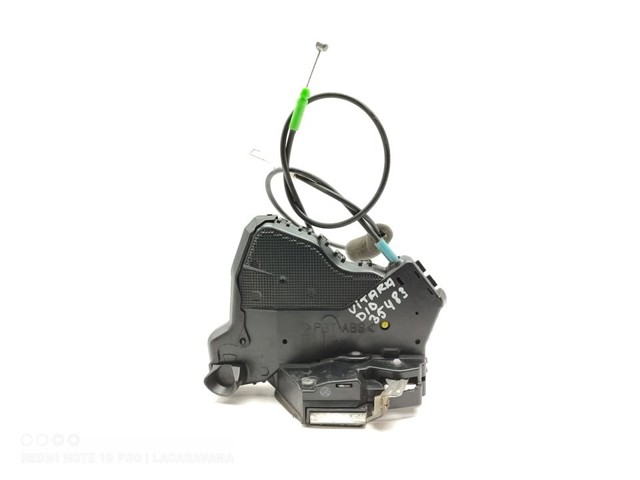 Zamek drzwi przednich prawych 8221065J51 SUZUKI