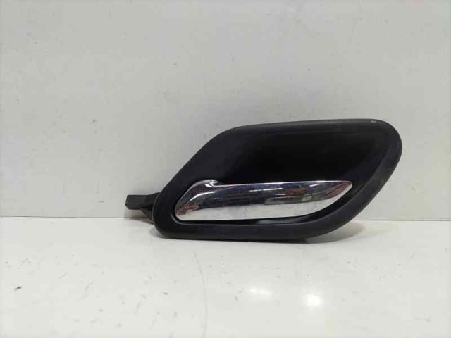 Klamka drzwi lewych przednia/tylna wewnętrzna 8226049 BMW