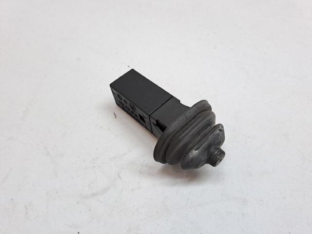 82289392 BMW