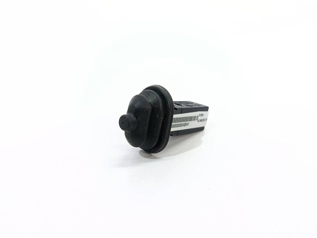 82289392 BMW