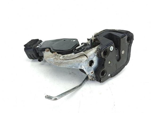 Zamek drzwi tylnych prawych 8230165D10 SUZUKI