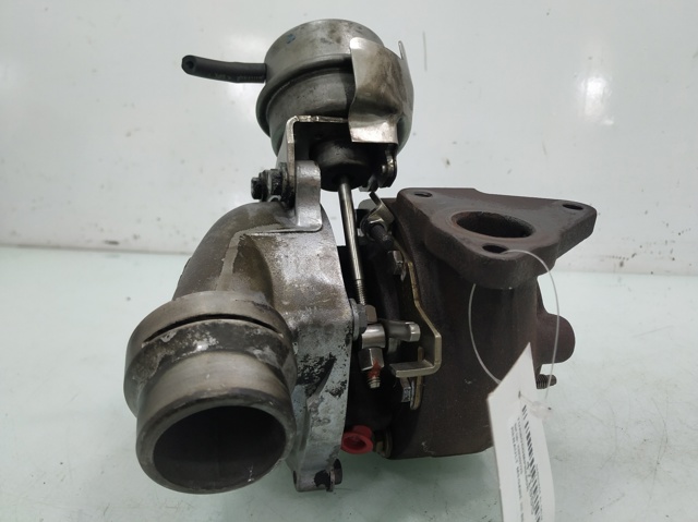 82303720 Renault (RVI)