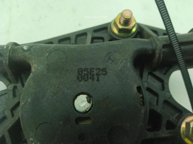 824011G000 Hyundai/Kia