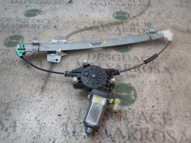 Mechanizm podnoszenia szyby drzwi przednich lewych 824011G010 HYUNDAI