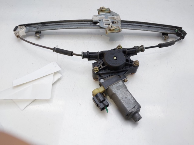 Mechanizm podnoszenia szyby drzwi przednich lewych 824011G010 HYUNDAI