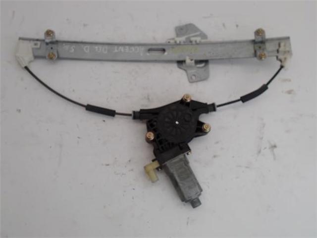 Mechanizm podnoszenia szyby drzwi przednich prawych 824021G010 HYUNDAI