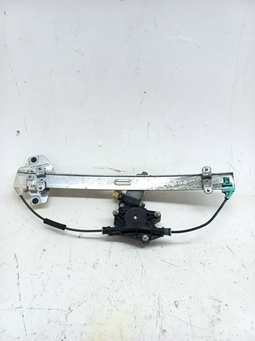 Mechanizm podnoszenia szyby drzwi przednich prawych 824021G010 HYUNDAI